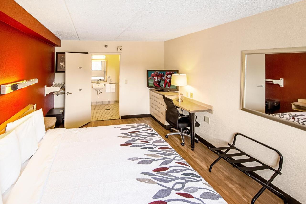 Red Roof Inn Charleston West - Hurricane, Wv Teays Valley Екстериор снимка