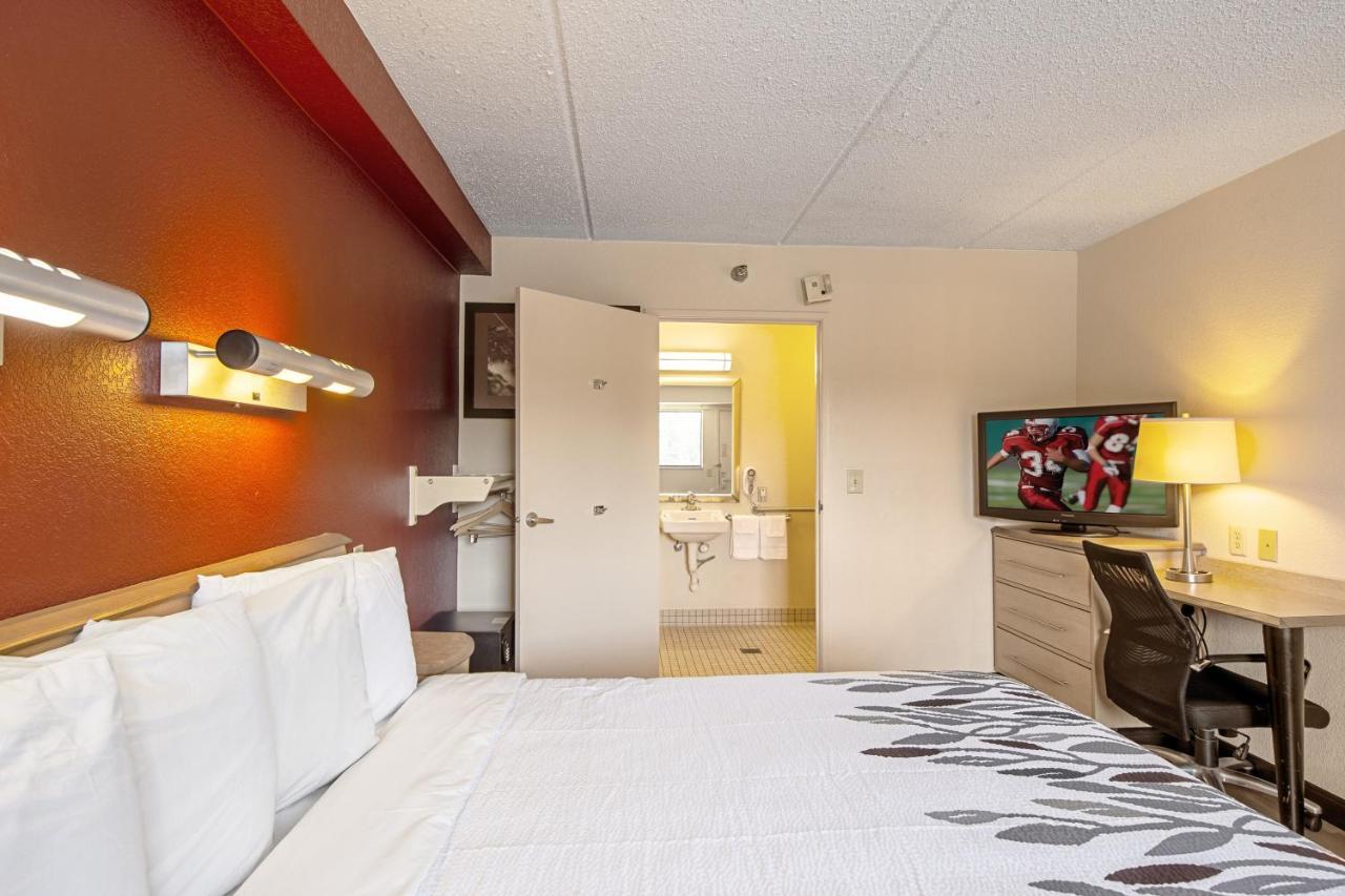 Red Roof Inn Charleston West - Hurricane, Wv Teays Valley Екстериор снимка