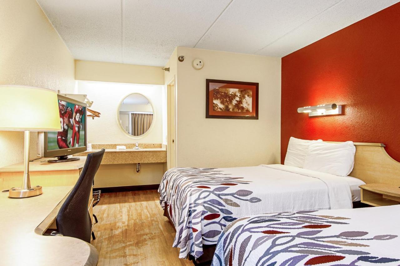 Red Roof Inn Charleston West - Hurricane, Wv Teays Valley Екстериор снимка