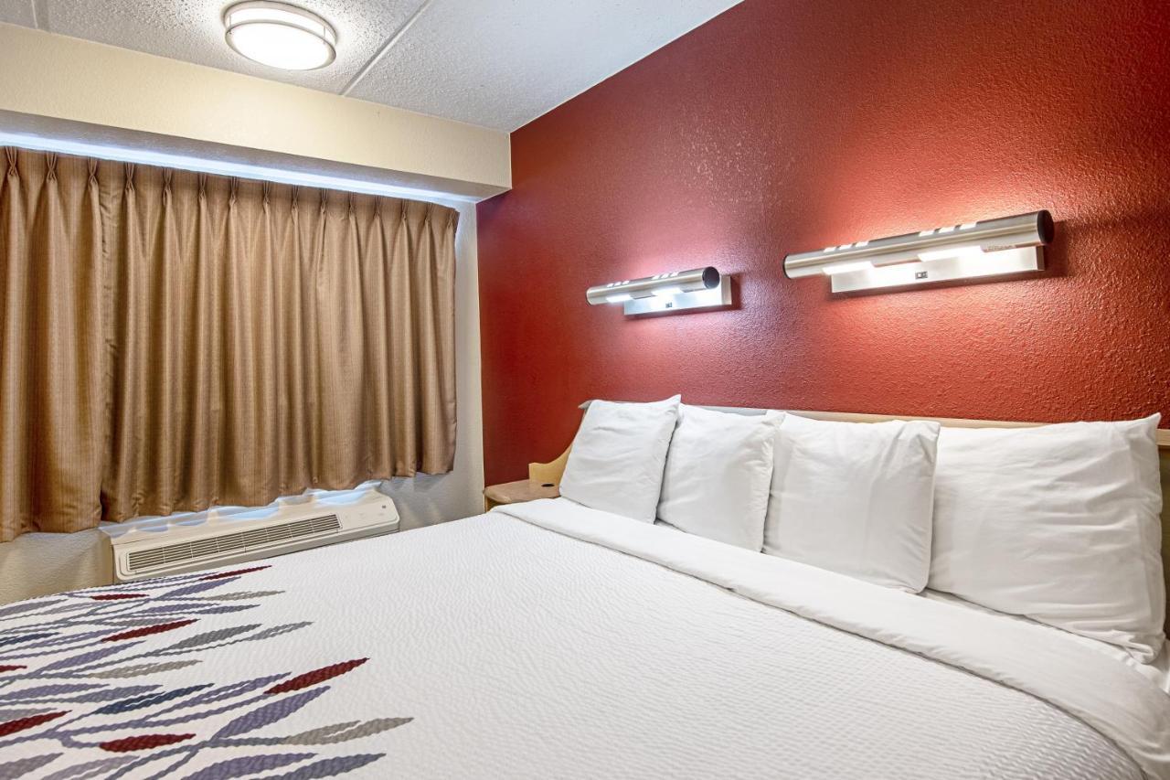 Red Roof Inn Charleston West - Hurricane, Wv Teays Valley Екстериор снимка